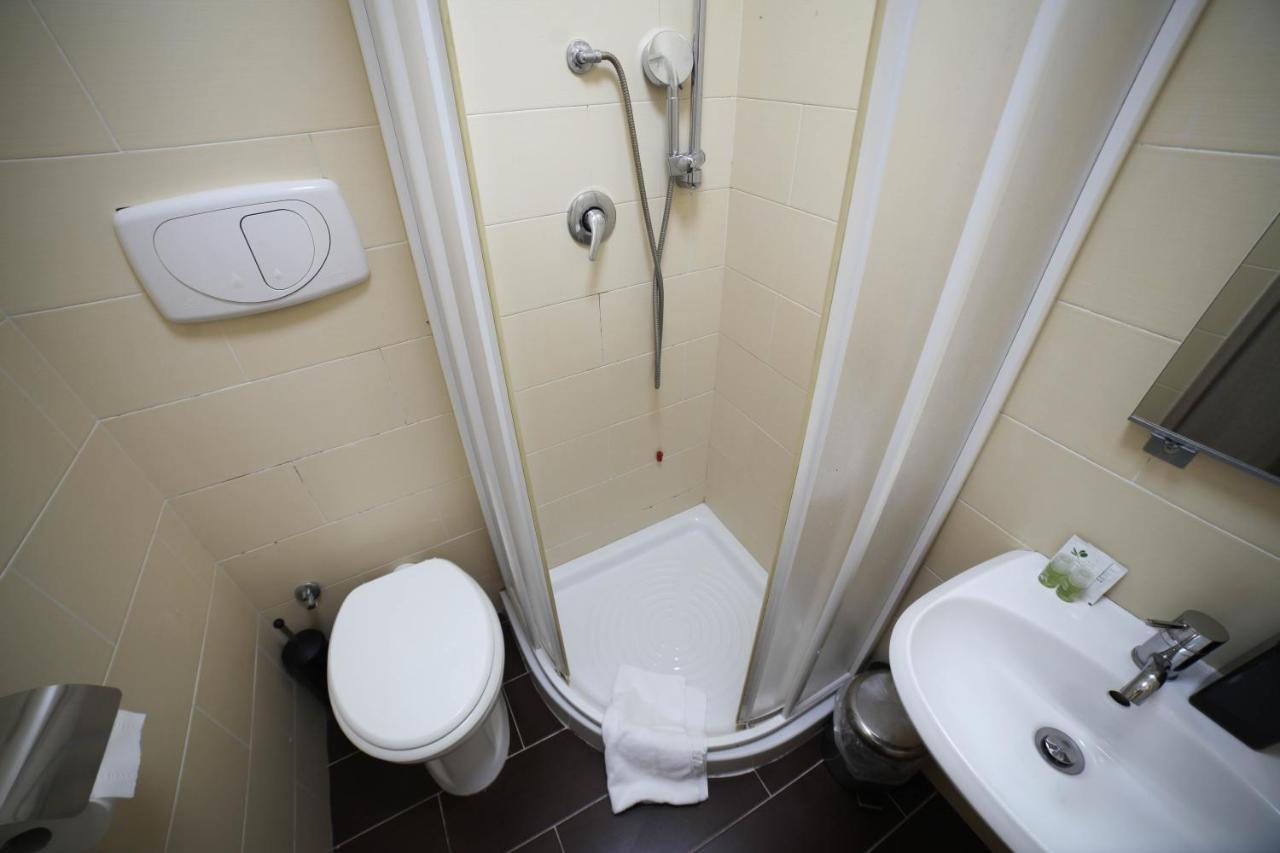 Kaydee Guesthouse Roma Dış mekan fotoğraf